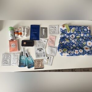 Skincare & Beauty Sample Bundle + Estée Lauder Cosmetic Bag